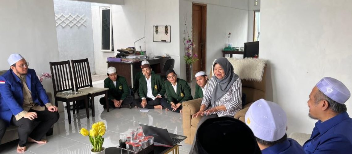 2ae0bb220c37bb838c5dfa65b2ecaa42